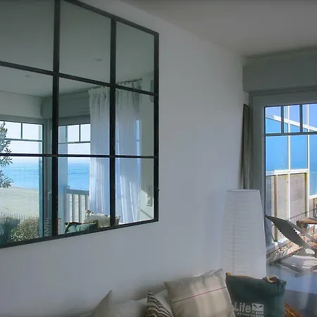 Le Pavillon De La Plage Holiday home *